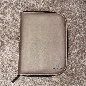 Halston Travel Jewelry Case